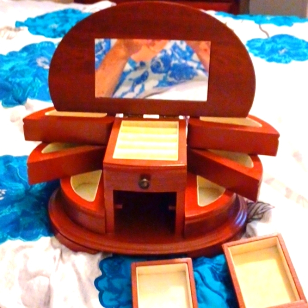   Zhejang Organizer  Wood  9 Chunky Open  Compartment Jewelry Box
